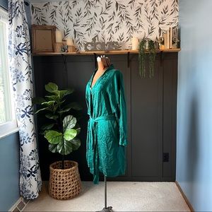 Vintage Victoria’s Secret emerald green silk robe